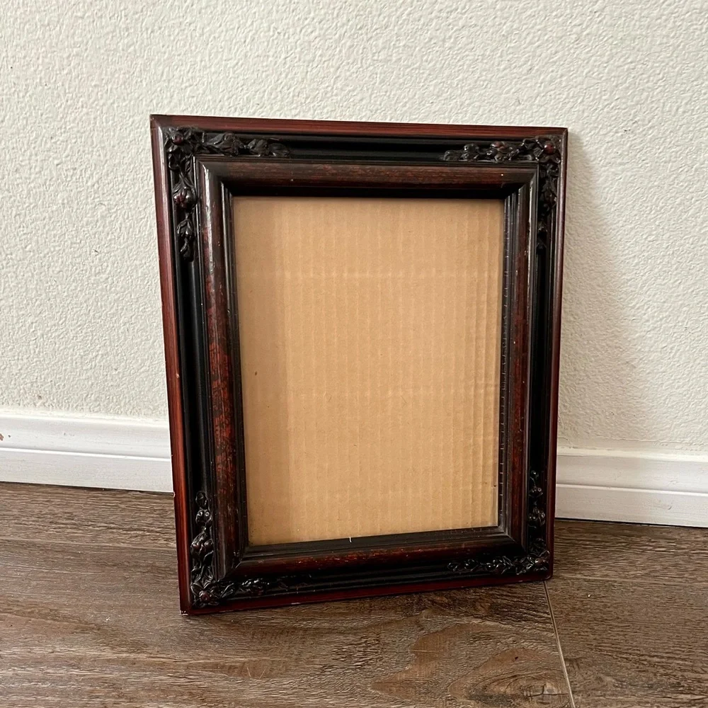 Vintage-Style Wood Picture Frame in Dark Cherry and Black 11/13 Inch